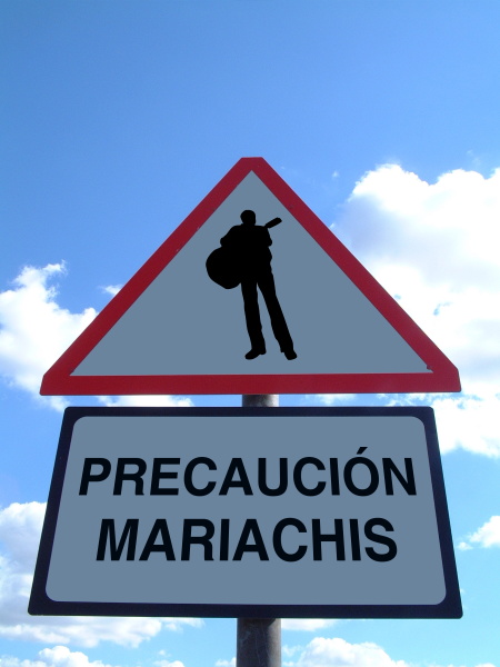 Precaucin: mariachis